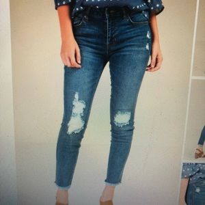 Harper heritage mid rise destructed jeans